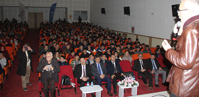 Lise Öğrencilerine Seminer