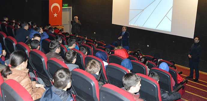Milli Eğitim Müdürlüğü Sinema Günleri Başladı
