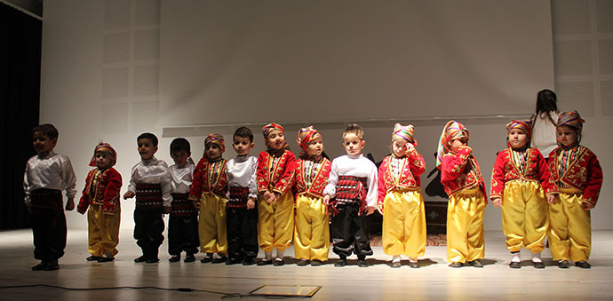 Minikler Mevlana Haftasında Sahne Aldılar