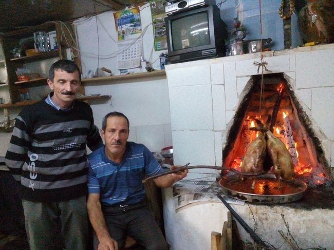 Odun Ateşinde Kaz Tiridi, Köy Odalarında Daha da Lezzetli