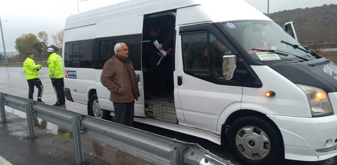 Öğrenci Servis Minibüsleri Denetledi