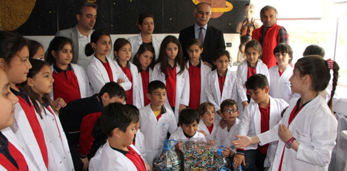 Öğrencilerden Atık Pil Toplama Kampanyası