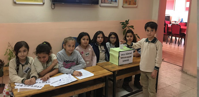 Okullarda Meclis Başkanları Seçimi Yapıldı