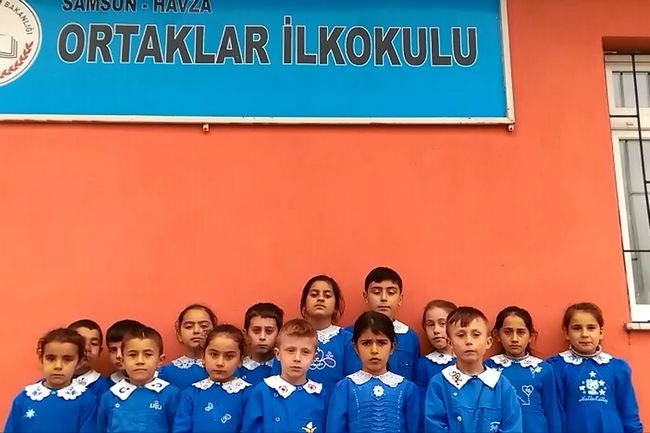 Ortaklar İlkokulu Ve Köy Sakinleri Teröre Karşı Tek Yürek‏- Video Haber