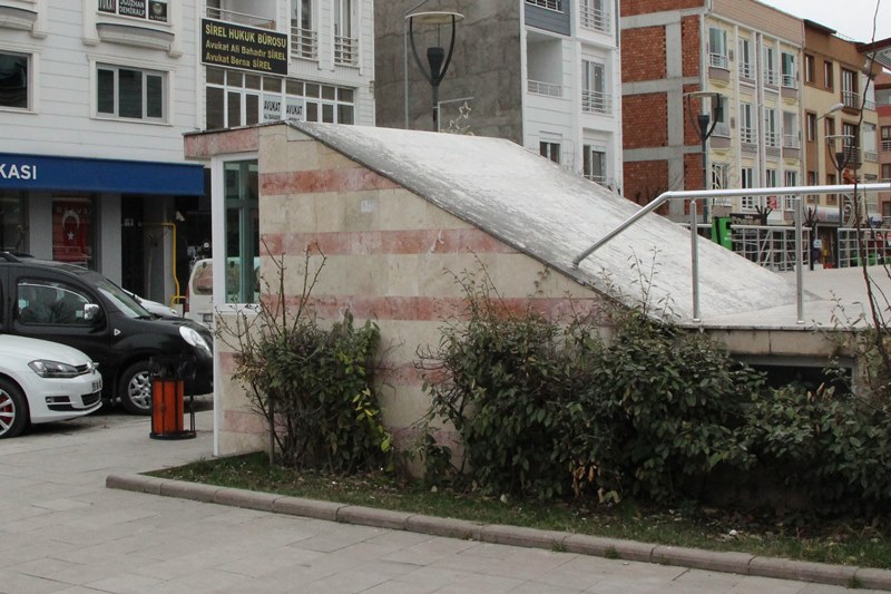 Oyun Oynarken Düşen Çocuk Ağır Yaralandı