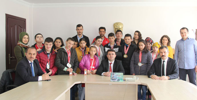 Özel Öğrenciler Samsun’da Fırtına Gibi Eski