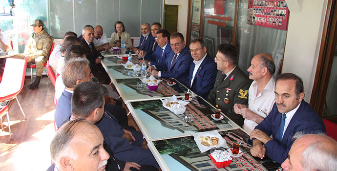 Protokol Bayramlaşma Programında Buluştu