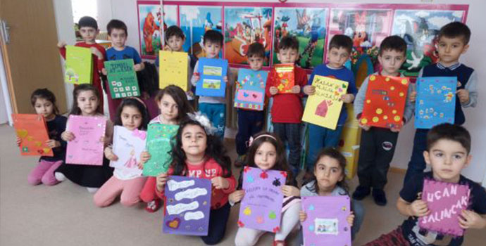 Resimlerle Kendi Hikayelerini Yazdılar