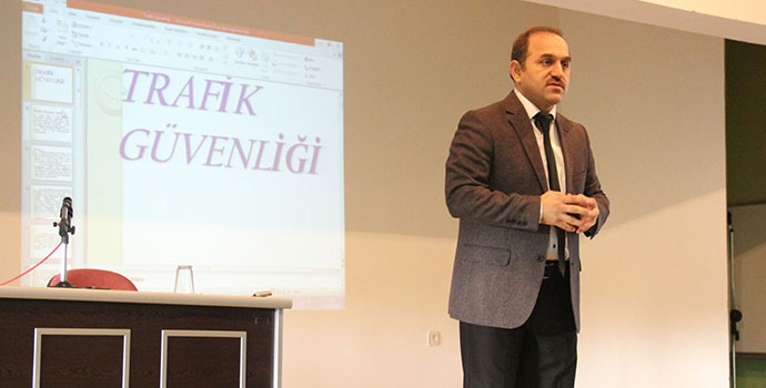 Servis Şoförlerine Sertifika Eğitimleri Veriliyor