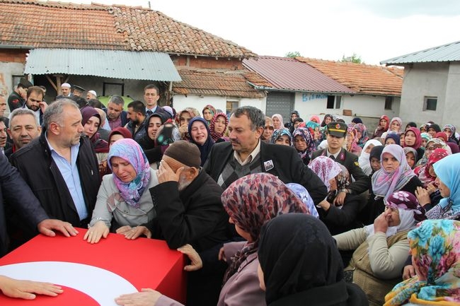 Silah Arkadaşının Hakkını Yememek İçin İznini Uzatmamış
