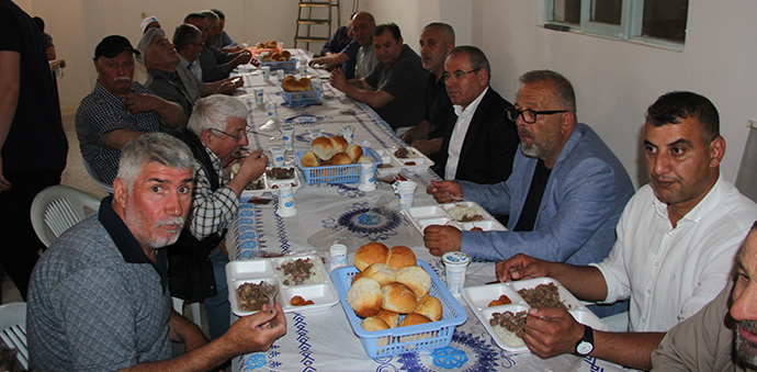 Sivrikese'de Afetlere Karşı Kurban Kesildi