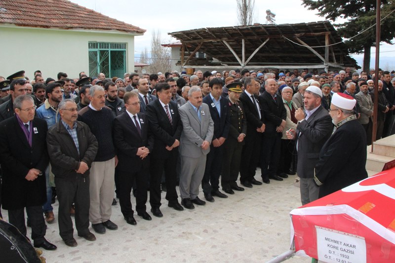 Son Kore Gazisi Akar Toprağa Verildi