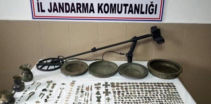 Tarihi Eserleri Satmak İsterken Yakalandı
