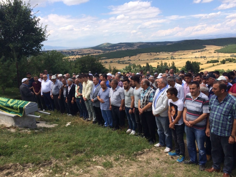 Tekne Faiciasında Ölen 2 Kişi Samsun\'da Toprağa Verildi