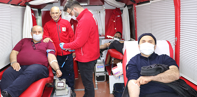 Türk Kızılayından İftar Sonrası Kan Bağışı Çalışması