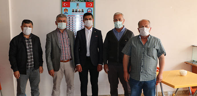 Türkiye’nin En Genç Muhtarı Dernek Üyesi Oldu