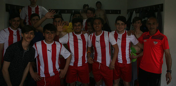 U19 GENÇLER PLAY-OFF OYNAMA HAKKI ELDE ETTİ