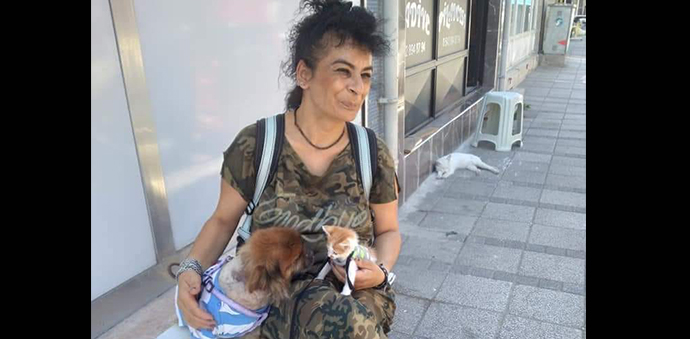 Yalnız Yaşayan Hayvansever Evinde Ölü Olarak Bulundu
