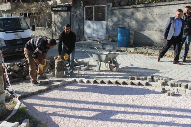 Yol Bakımları Devam Ediyor