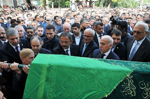 YUSUF ZİYA YILMAZ\'IN ANNE ACISI