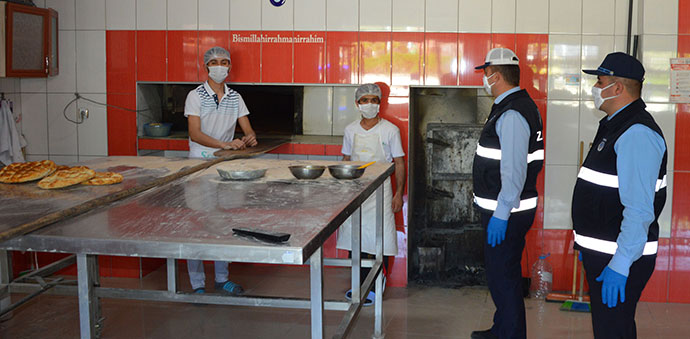 Zabıta Ekipleri Fırınlarda Ramazan Pidesi Denetimi Yaptı